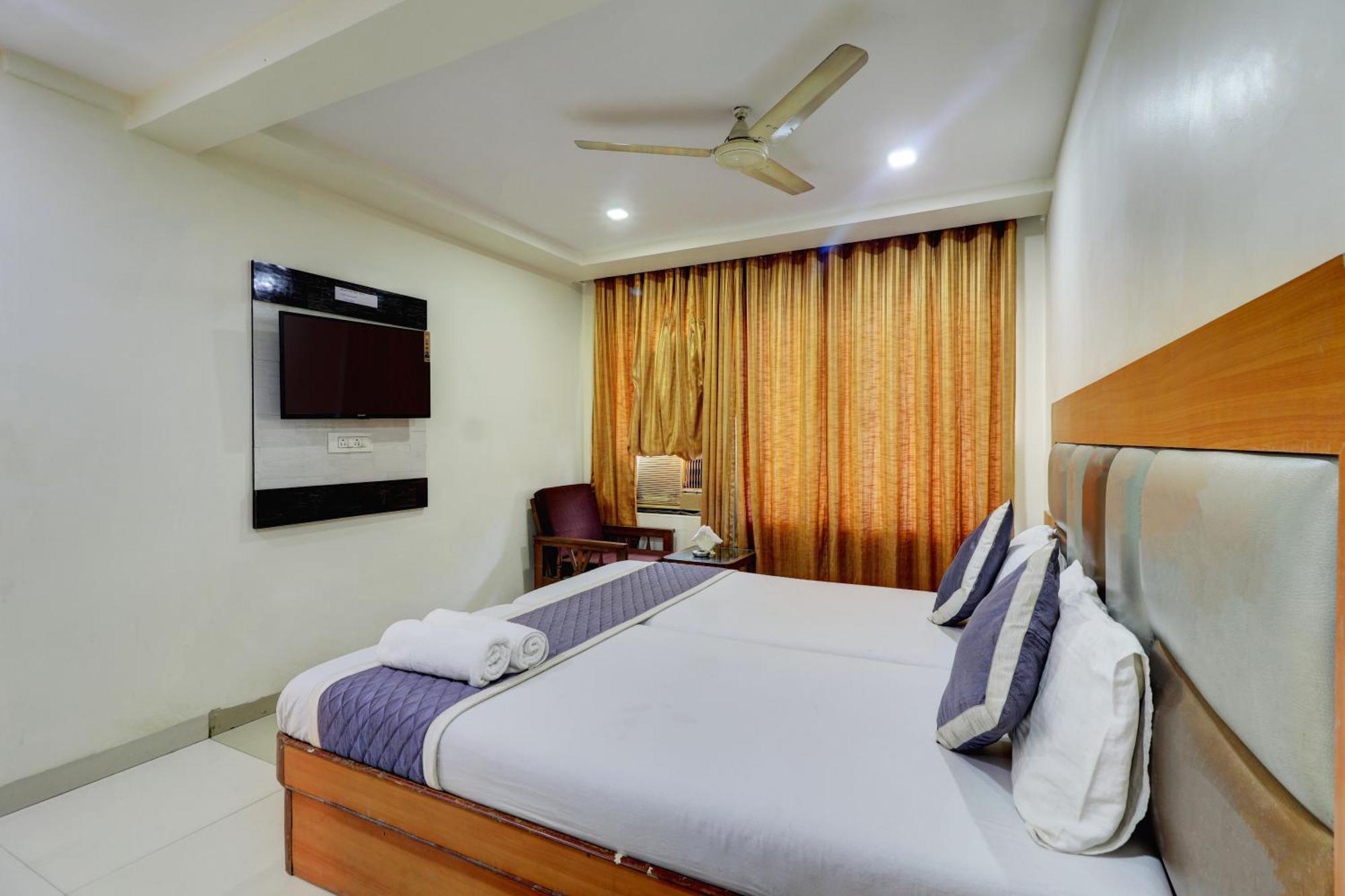 Hotel New Sarovar Grand Panvel Esterno foto