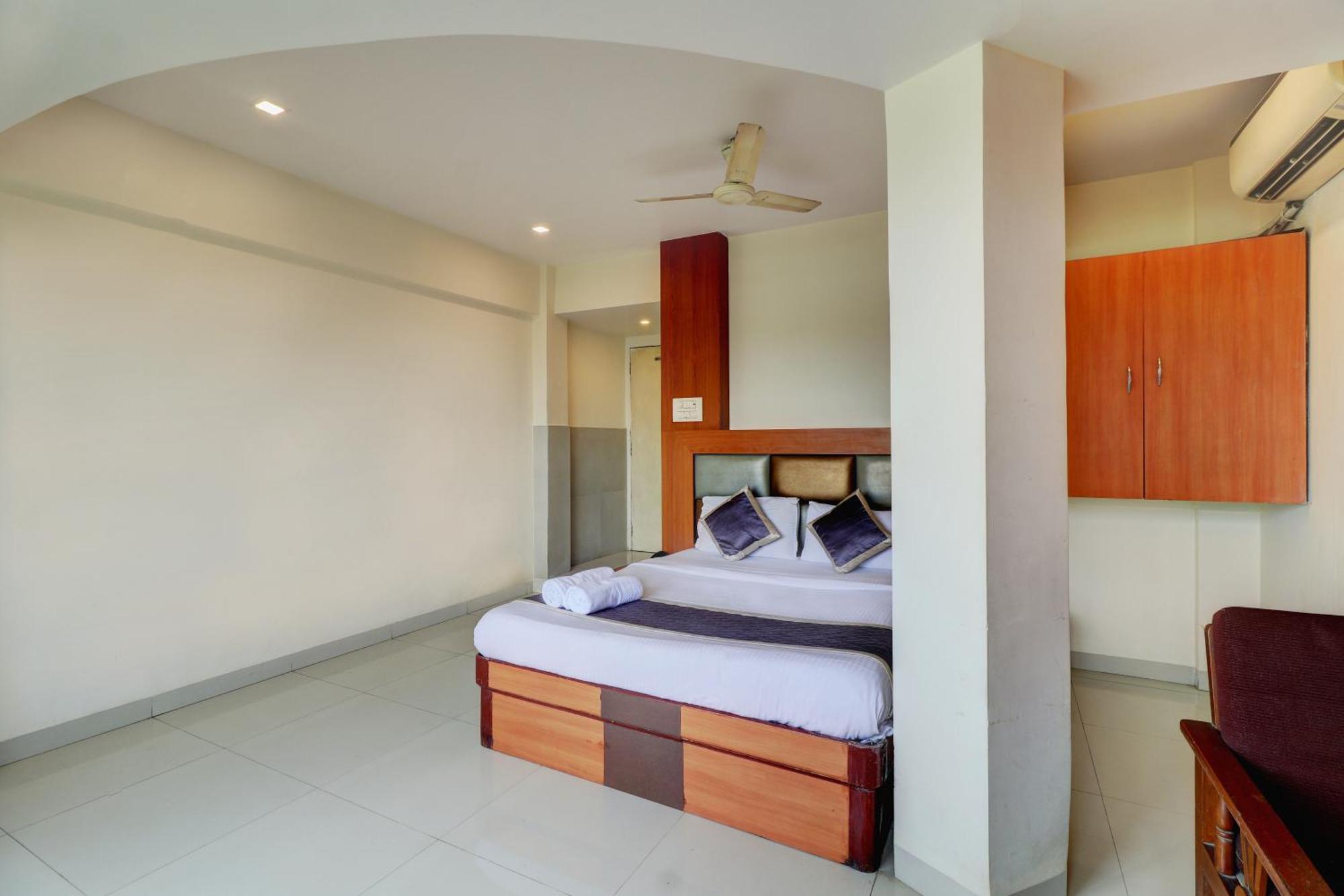 Hotel New Sarovar Grand Panvel Esterno foto