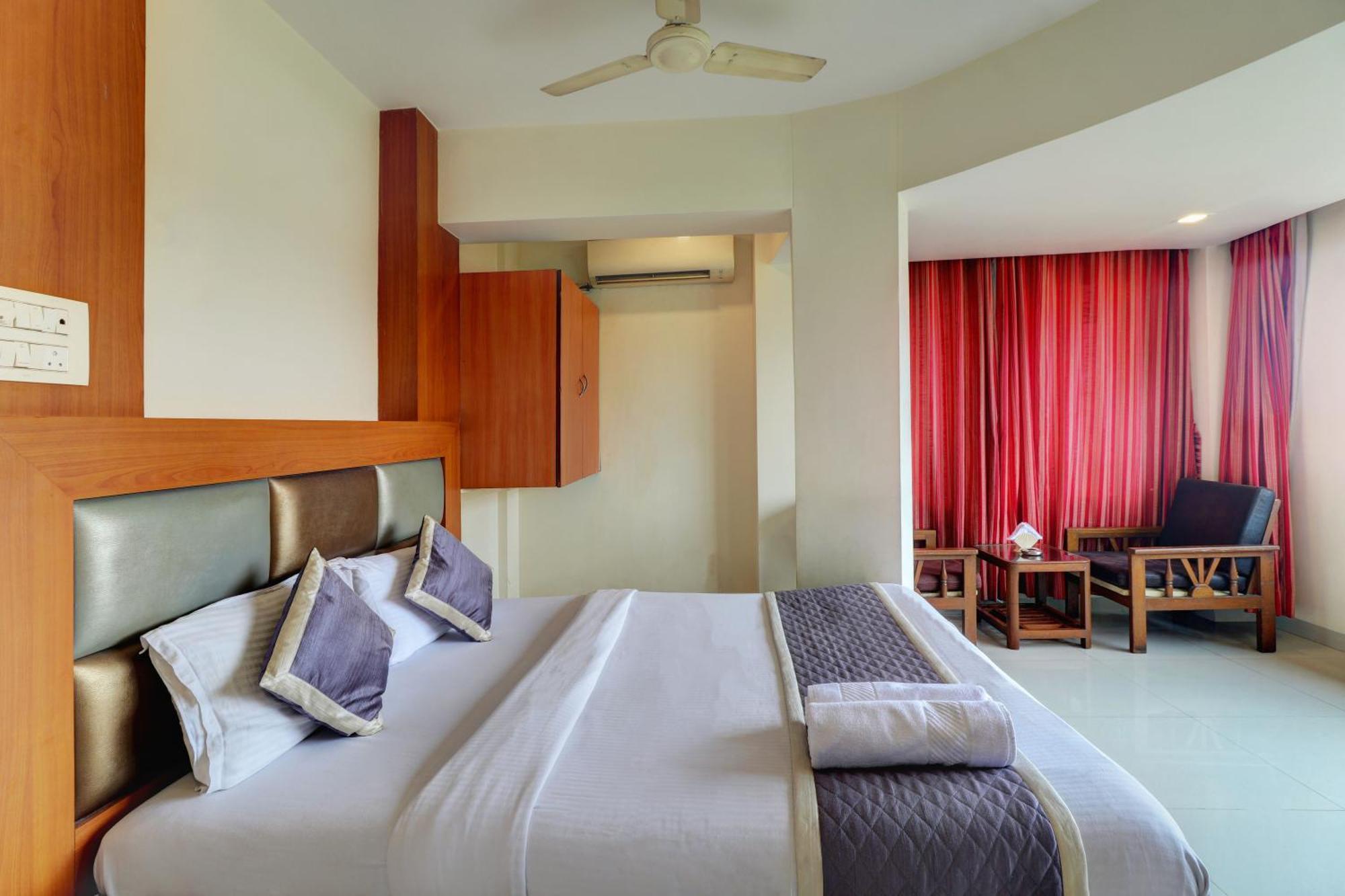 Hotel New Sarovar Grand Panvel Esterno foto