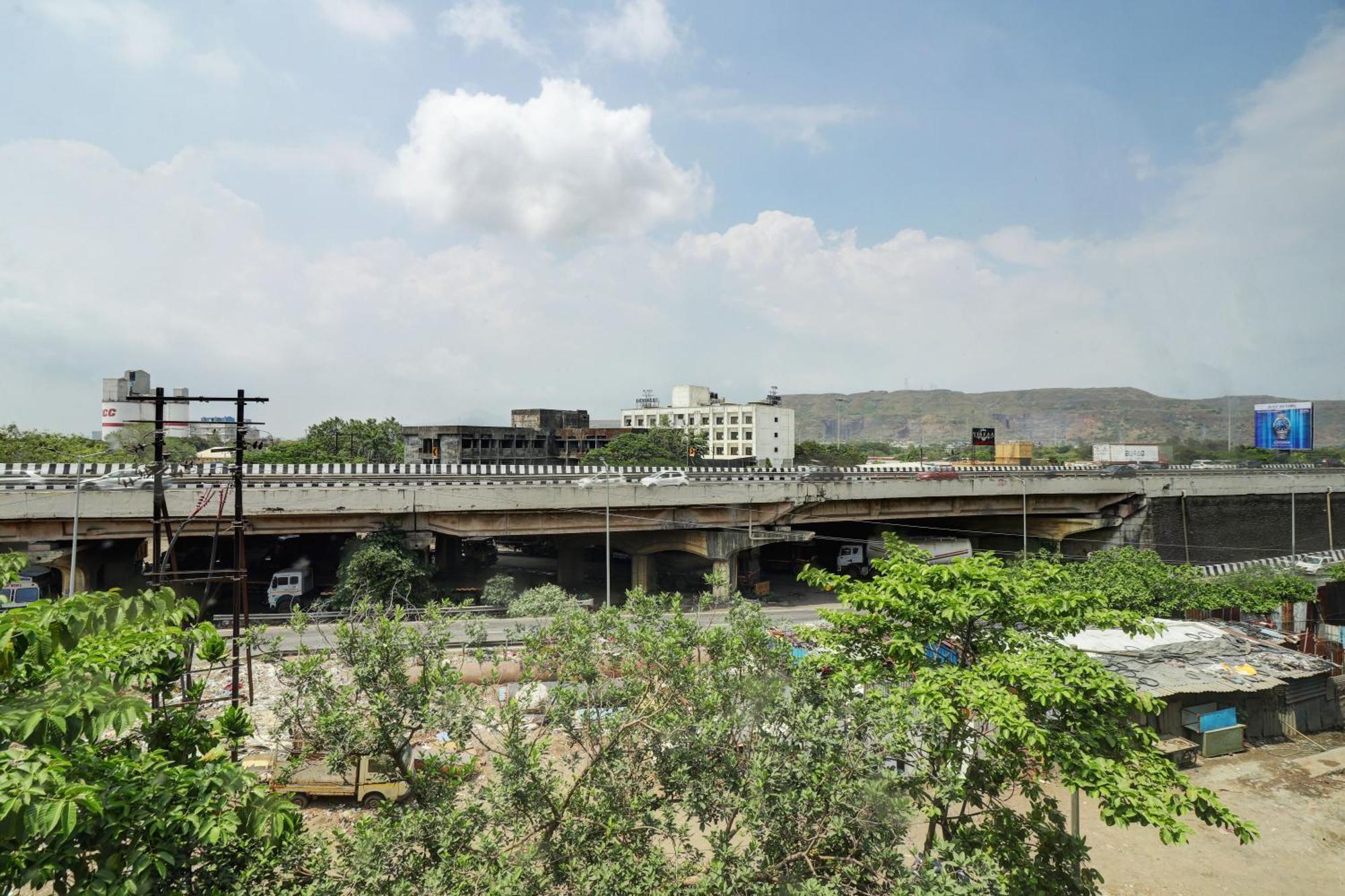 Hotel New Sarovar Grand Panvel Esterno foto
