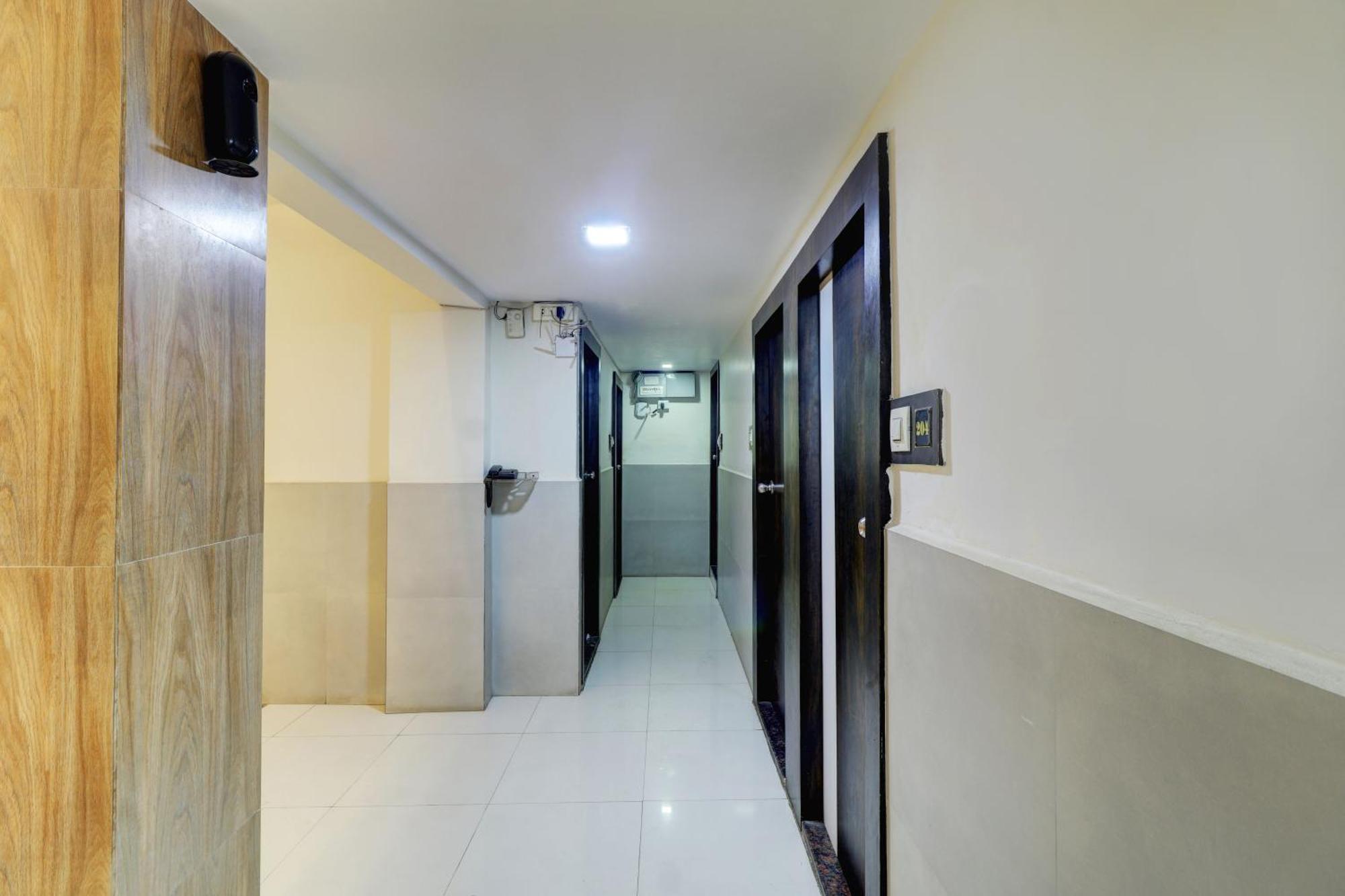 Hotel New Sarovar Grand Panvel Esterno foto